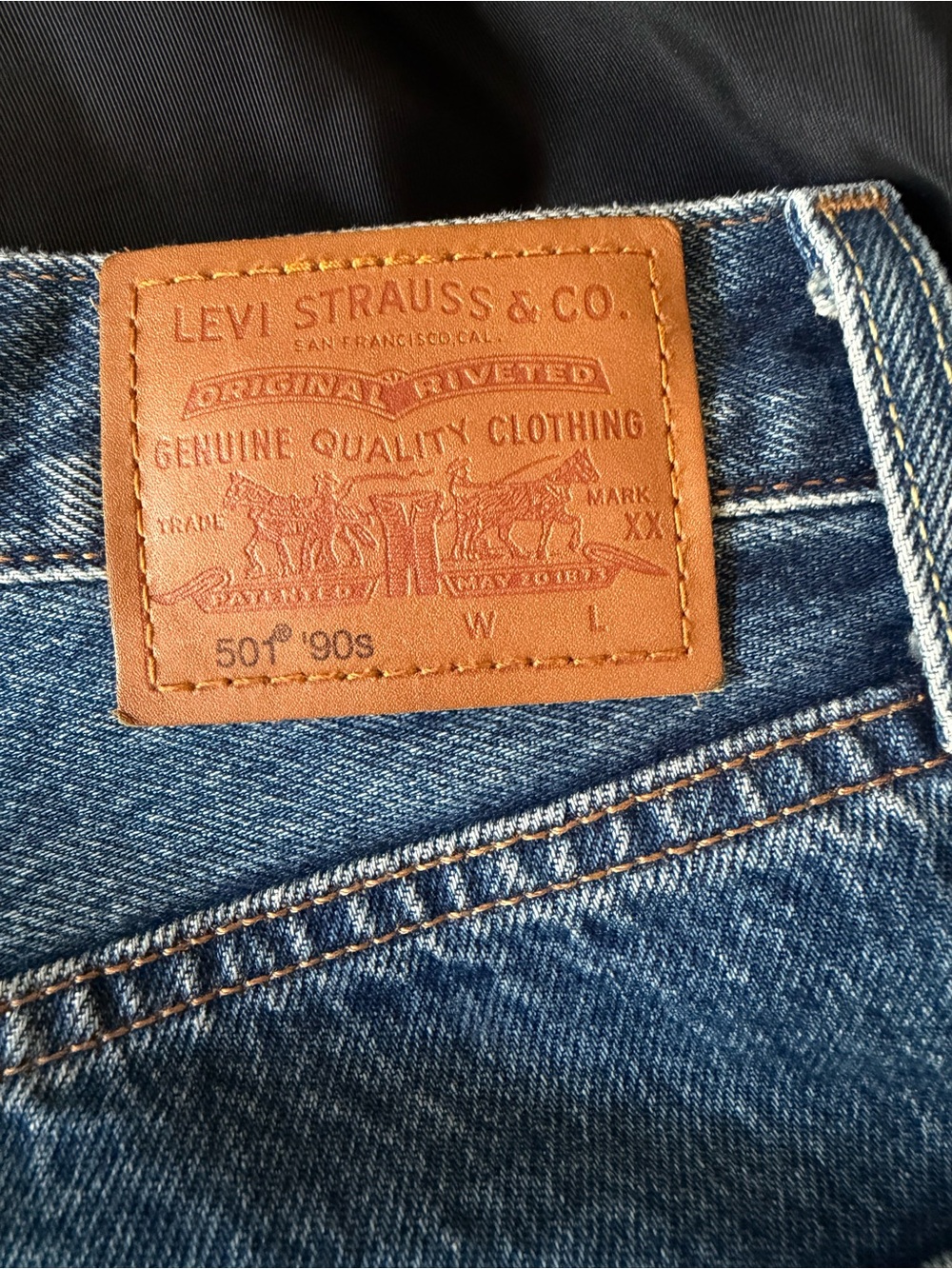 Levis 501 Men's 90’s Straight Fit Jeans Size 27 30